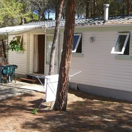 Snug Mobile Home In Sorso With Garden Dom wakacyjny Sorso